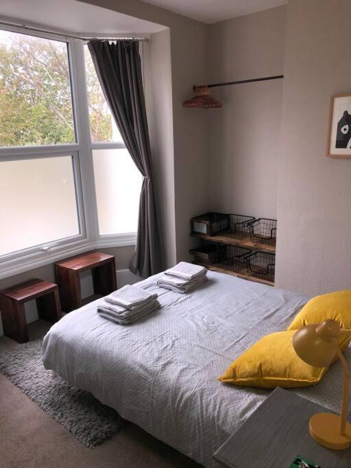 Charming, Bright, Hilltop Apartment. Hastings Zewnętrze zdjęcie